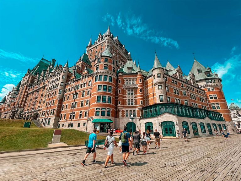 25 Famous Landmarks in Canada travel drafts