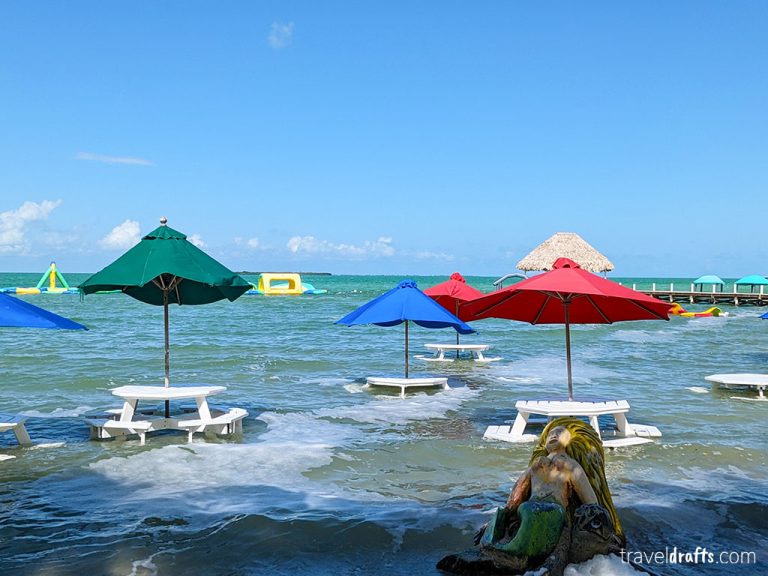 Caye Caulker or San Pedro (Ambergris Caye) which island to choose in